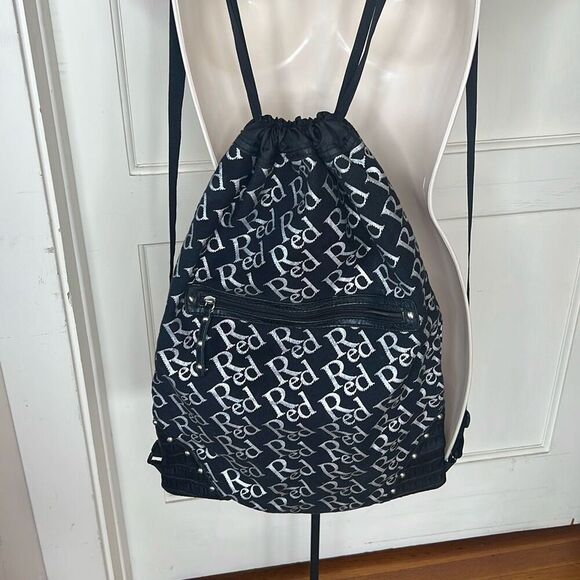 Red by Marc Ecko Drawstring Backpack Black - Picture 1 of 5